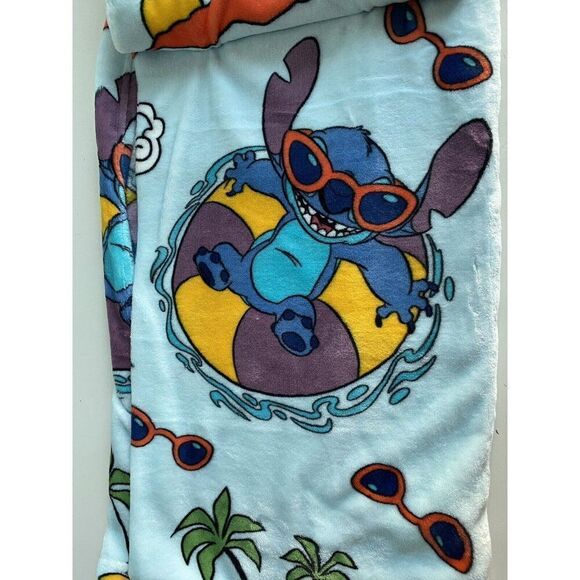 Disney Stitch Soft Throw Blanket 50 X 70” Surfing Tubbing Beach Waves NEW - Picture 14 of 16